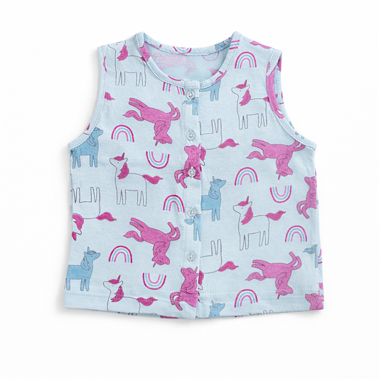 Children's sleeveless shirt with unicorn and rainbow pattern on a light blue background
